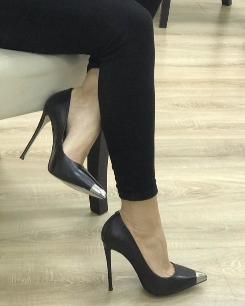 Sexy Highheels am Fuß von Instagram
 #104502107