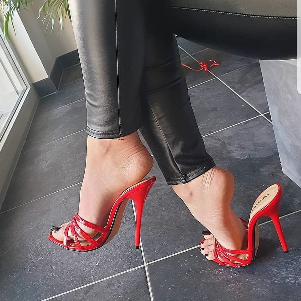 Sexy Highheels on foot from Instagram #104502470