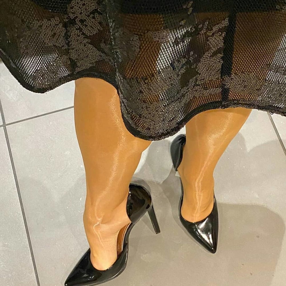 Sexy highheels on foot from instagram
 #104502622