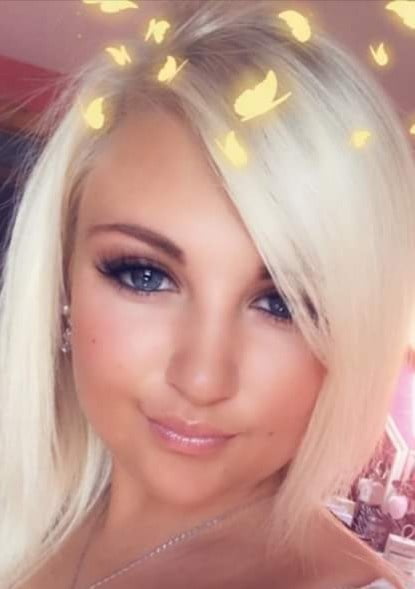 Faces and more faces for cumming on #93783802