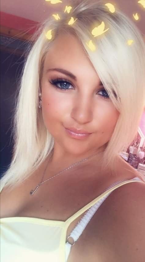 Faces and more faces for cumming on #93783805