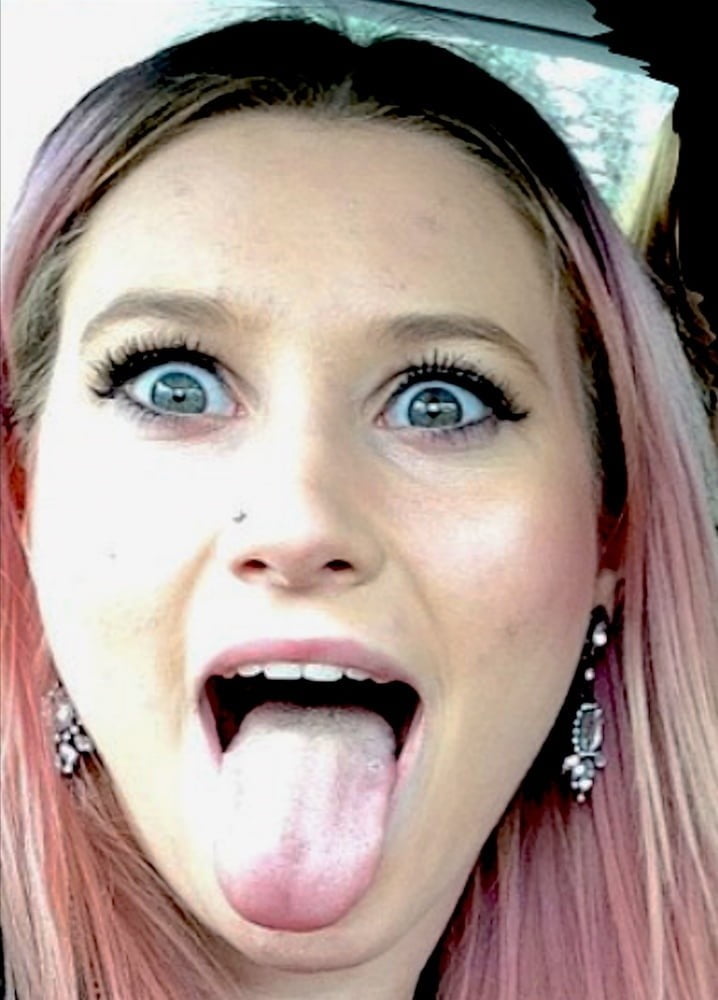 Faces and more faces for cumming on #93783906
