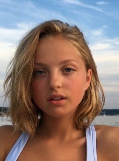 Faces and more faces for cumming on #93784009