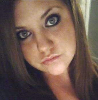 Faces and more faces for cumming on #93784071