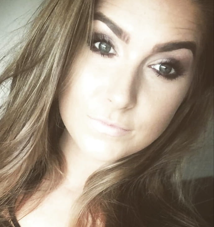 Faces and more faces for cumming on #93784094