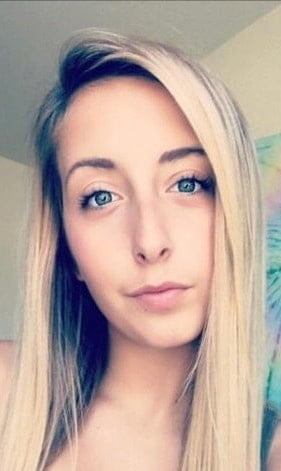 Faces and more faces for cumming on #93784174