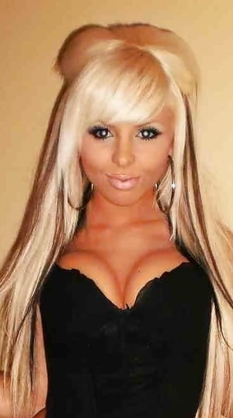 Faces and more faces for cumming on #93784192