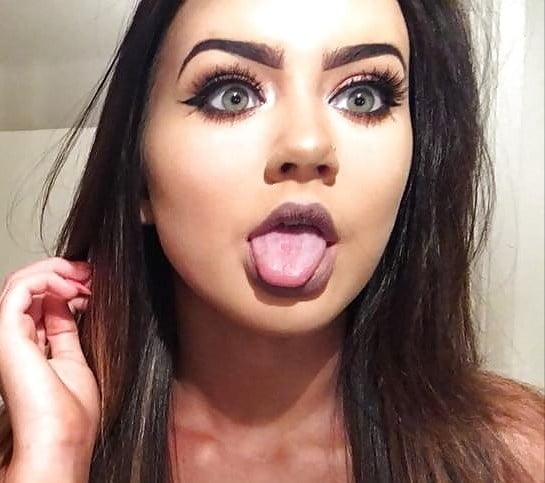 Faces and more faces for cumming on #93784389