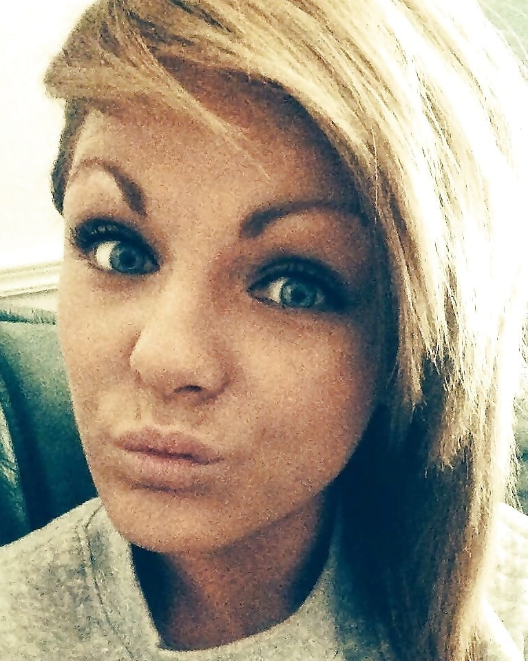 Faces and more faces for cumming on #93784413
