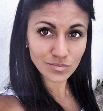 Faces and more faces for cumming on #93784442