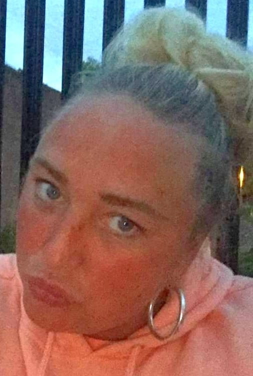 Faces and more faces for cumming on #93784965