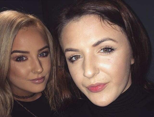 Faces and more faces for cumming on #93785004