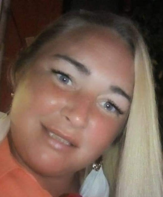 Faces and more faces for cumming on #93785158