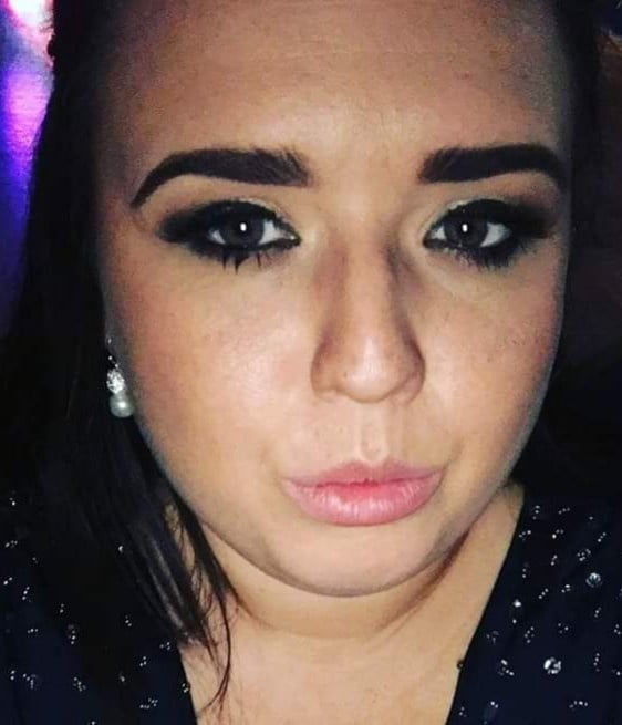 Faces and more faces for cumming on #93785211