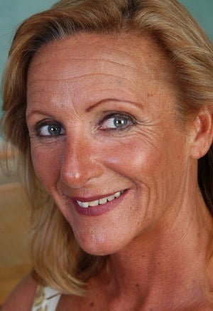 Faces and more faces for cumming on #93785609