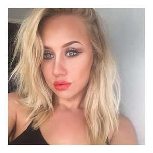 Faces and more faces for cumming on #93785853