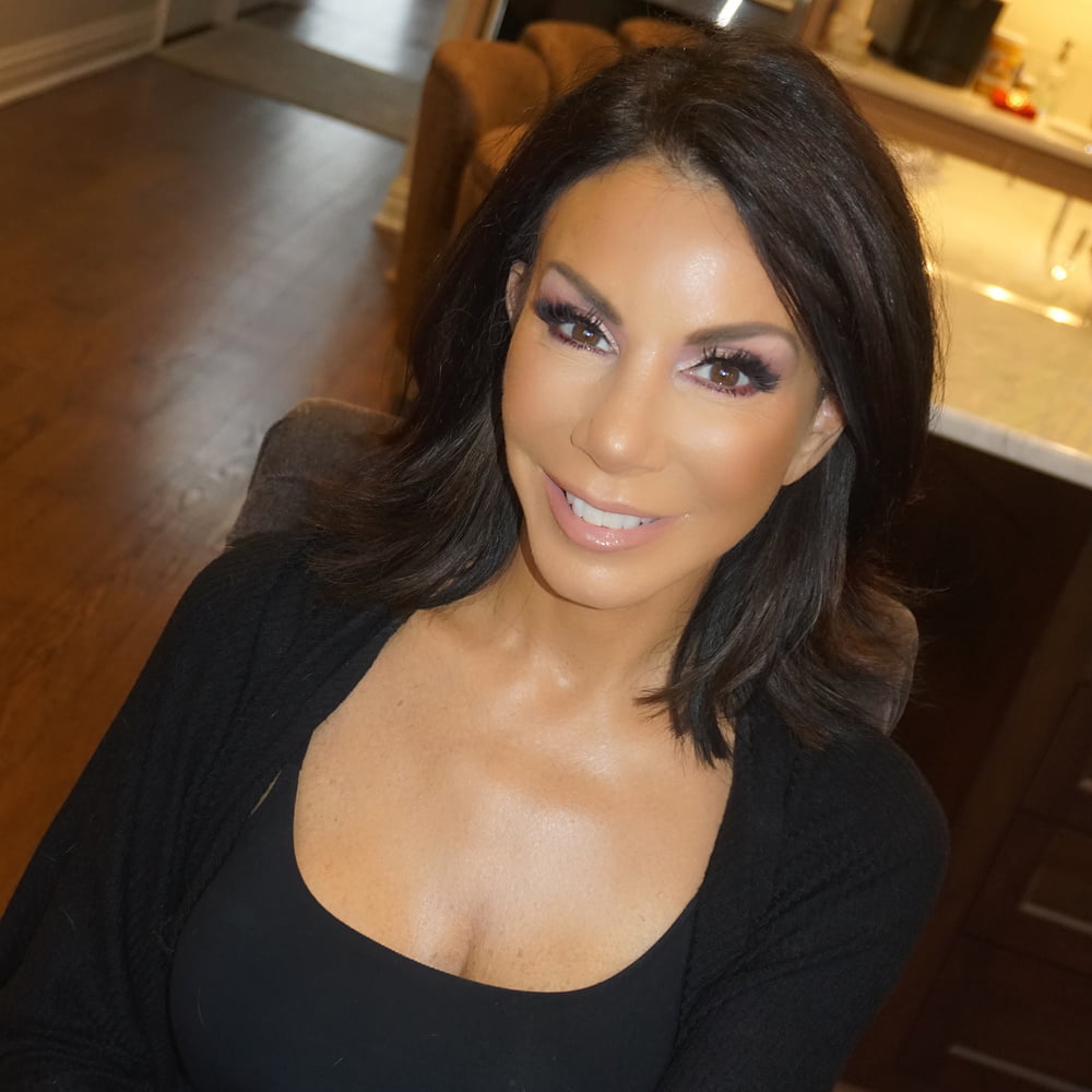 Famous Real Housewives Reality TV star - Danielle Staub #100344710