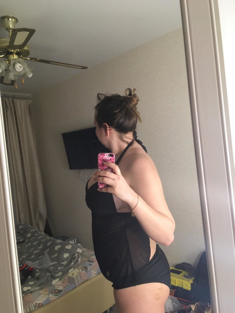 Selfie 17
 #98799566