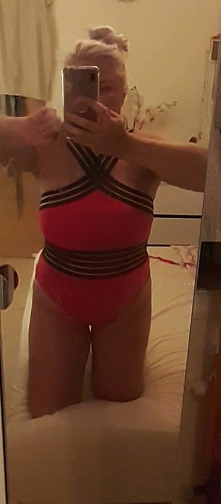 Selfie 17
 #98799732