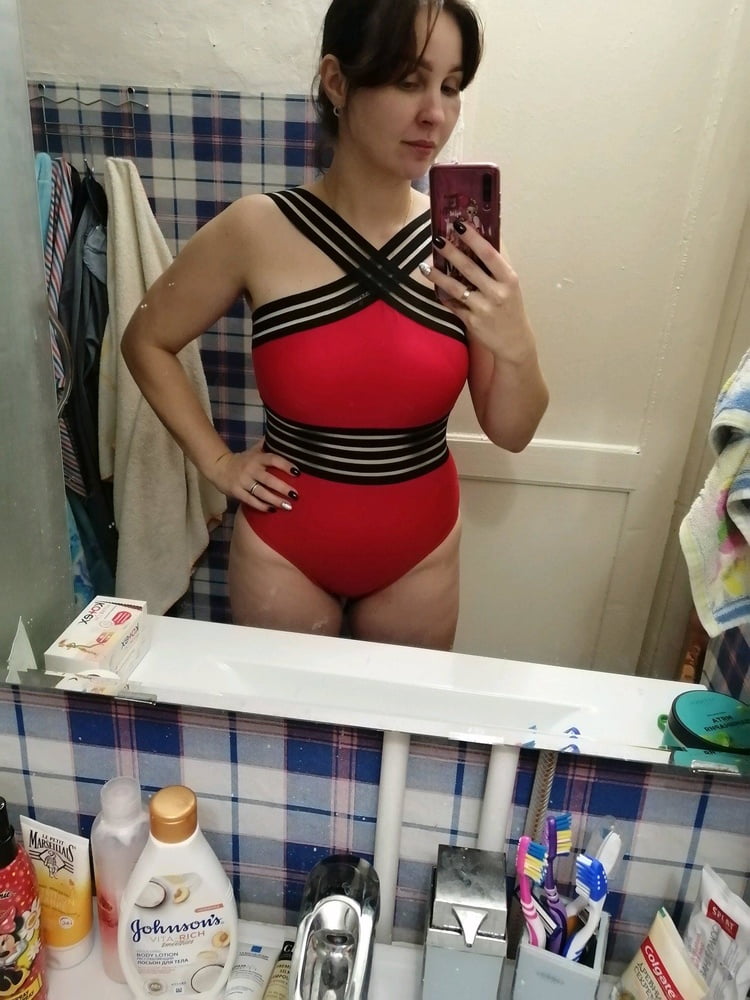 Selfie 17
 #98799776