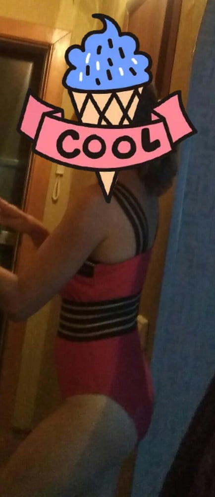 Selfie 17
 #98799793