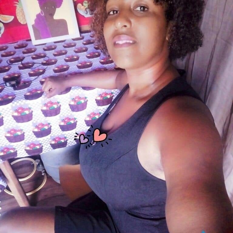 Jislaine jardim 02
 #81833828