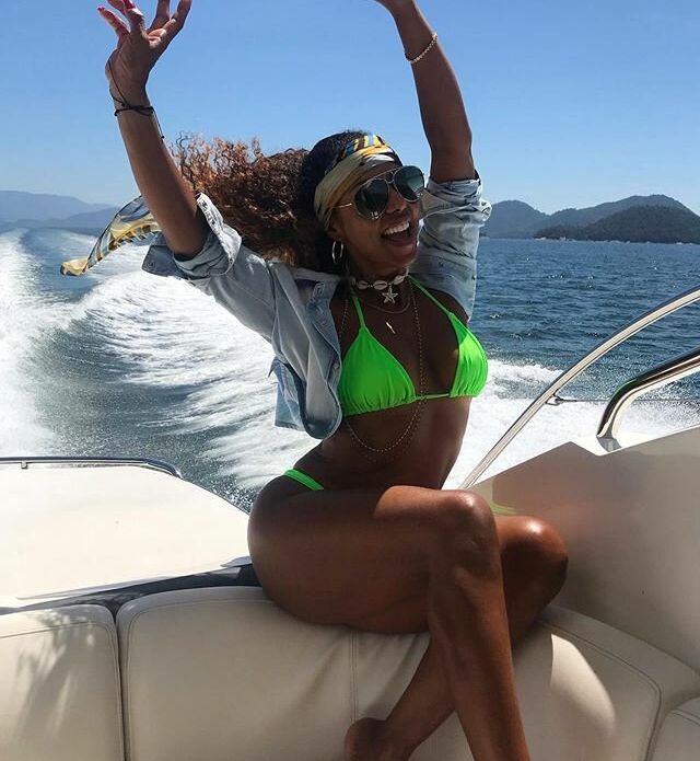 Valéria Valenssa desnuda #108094919