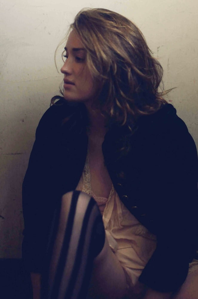 Ashley johnson (blonde voice actress) #90820513