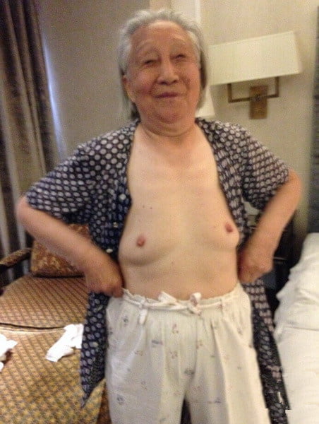 Vecchie donne cinesi
 #99495248