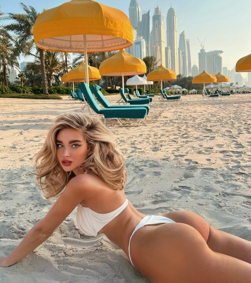 Antonia Freya Lidia desnuda #109555497