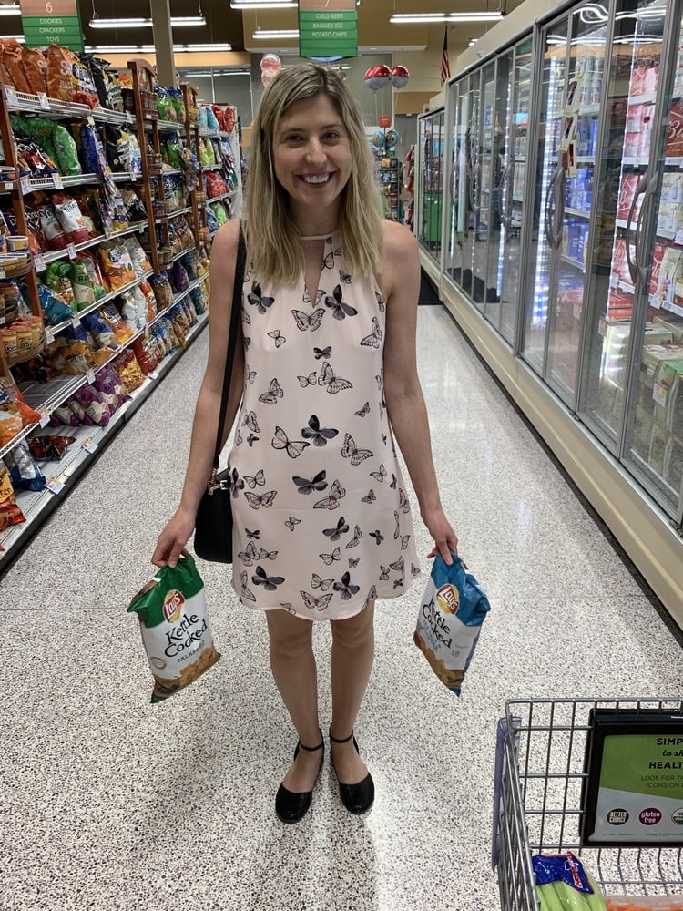 Courtney. Sigue estando preciosa.
 #85215114