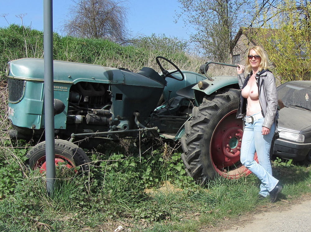 Puta de Internet 06
 #104434510