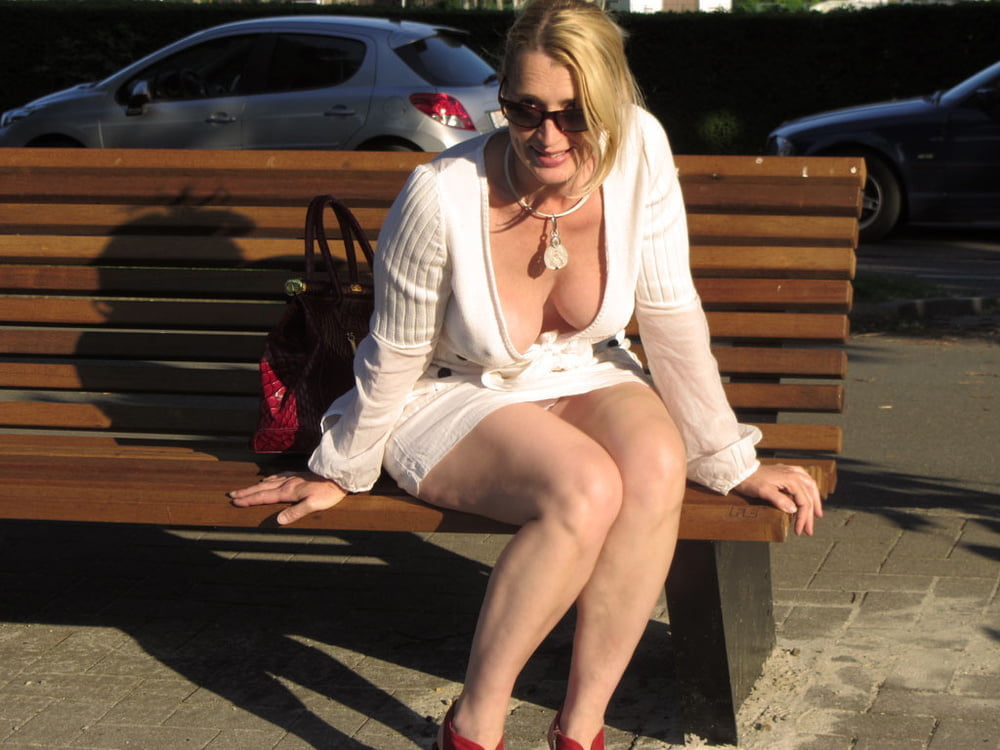 Puta de Internet 06
 #104434522