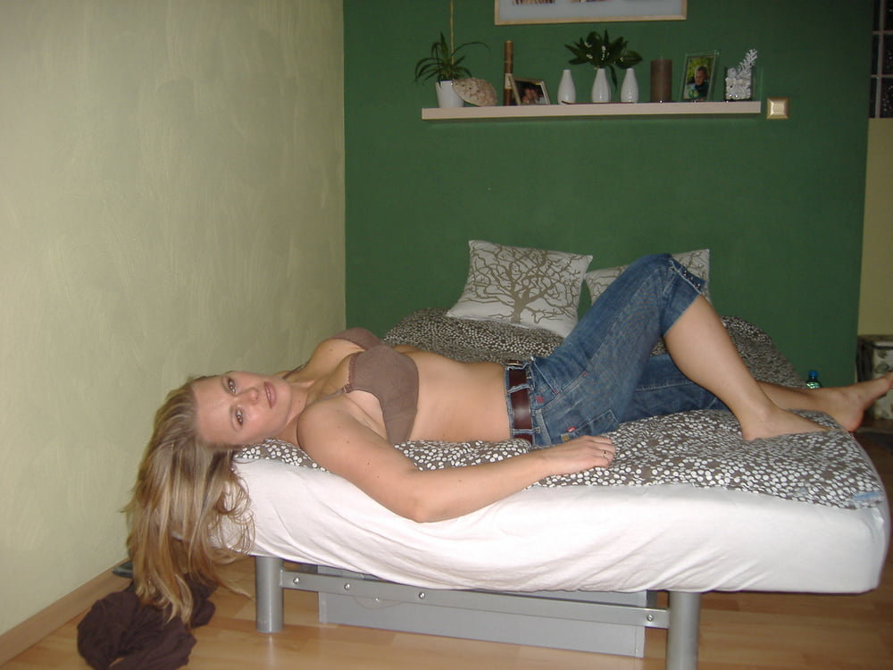 Ania blonde milf from Poland #79708320