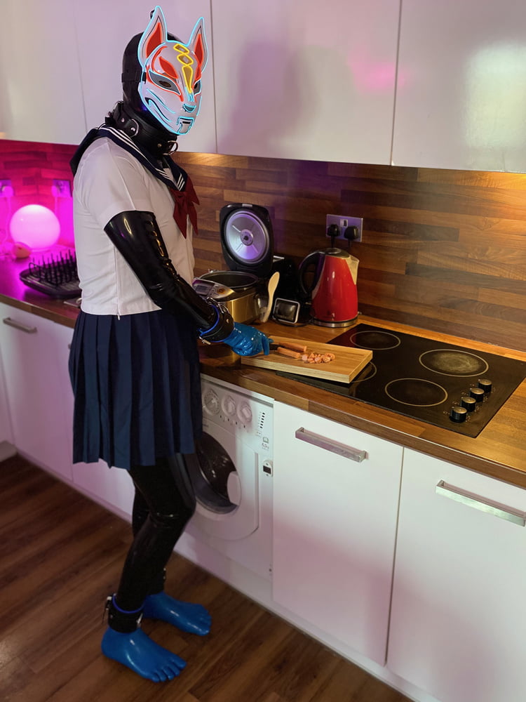#LatexSeries 01 - Stuck At Home - In The Kitchen #106883944
