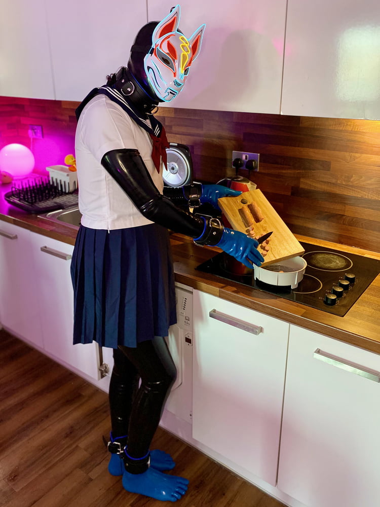 #LatexSeries 01 - Stuck At Home - In The Kitchen #106883945