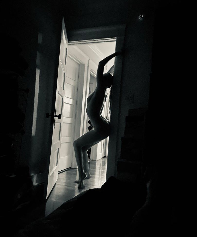 Ivy Levan desnuda #108145186