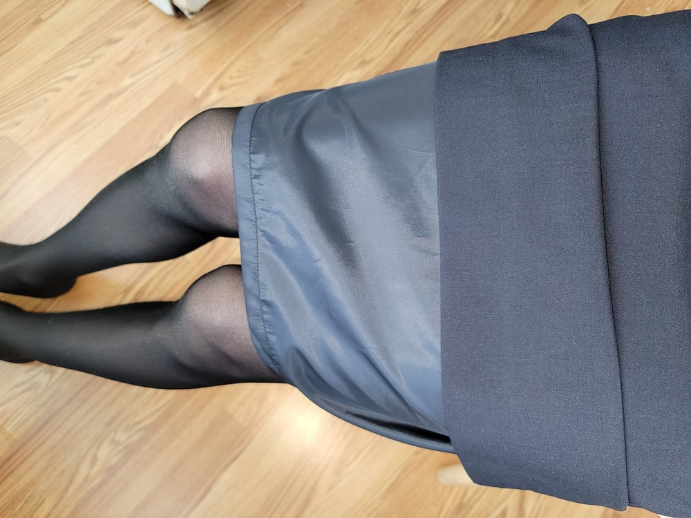 Flugbegleiterinnen-Rock mit schlüpfrigem Futter und Strumpfhose
 #106784744
