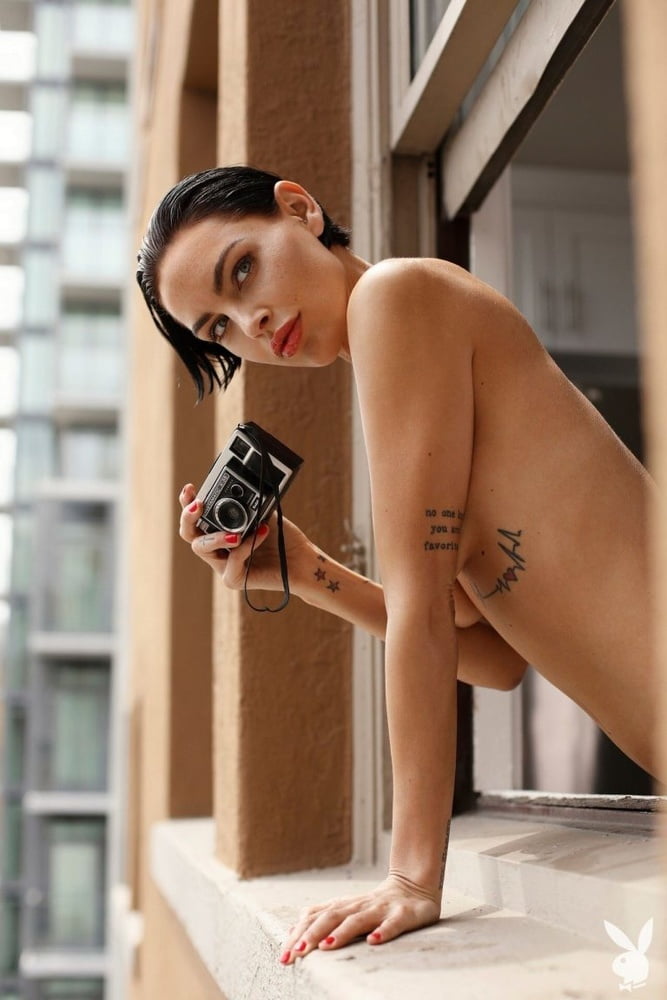 Teela laroux
 #87966437