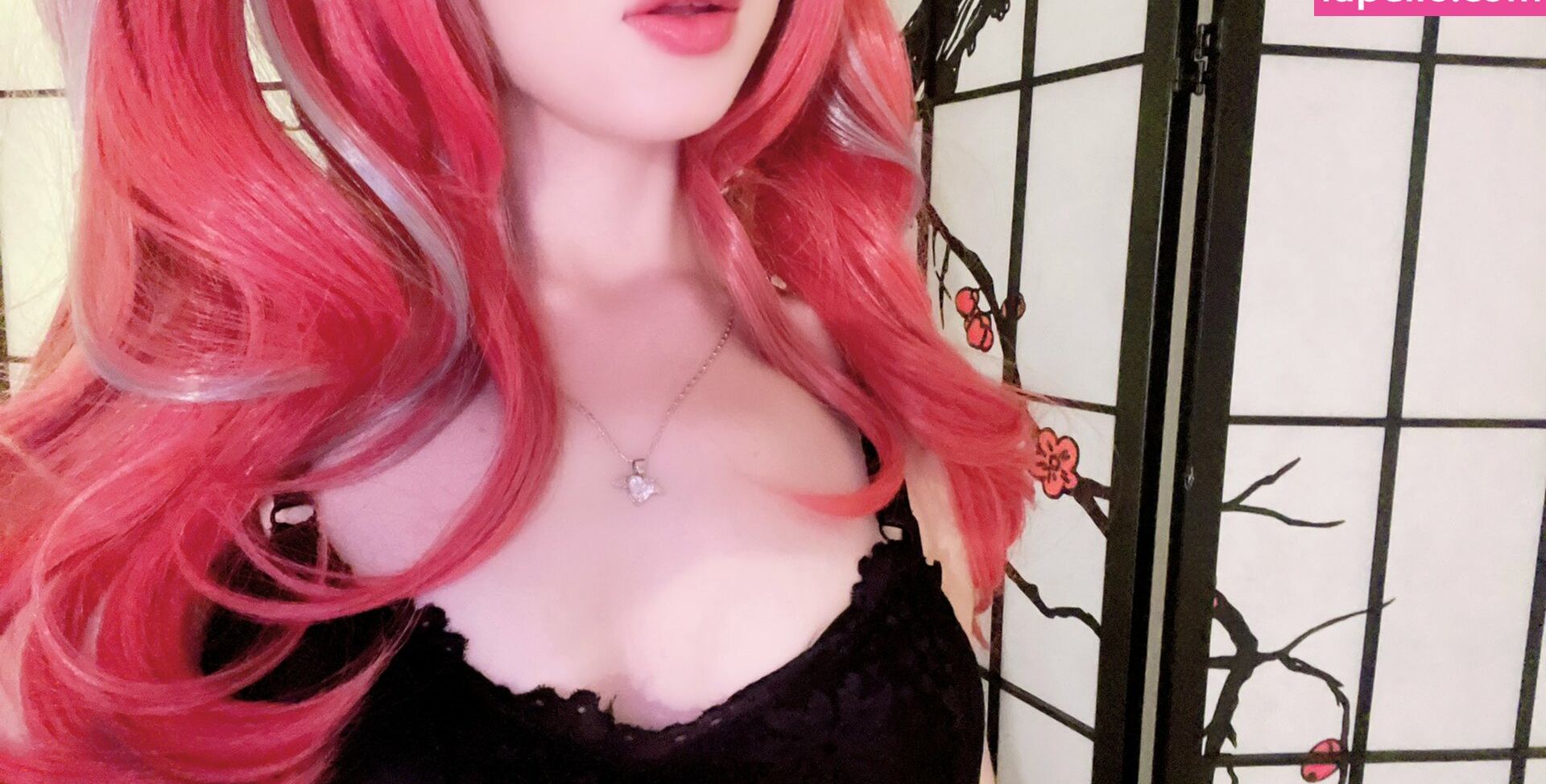 Mekabunnii nackt #108239386