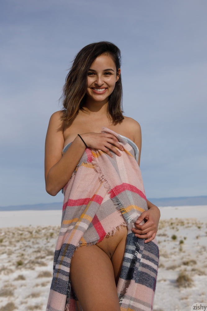 Alejandra cobos white sands nude zishy model outdoor goddess
 #103712237
