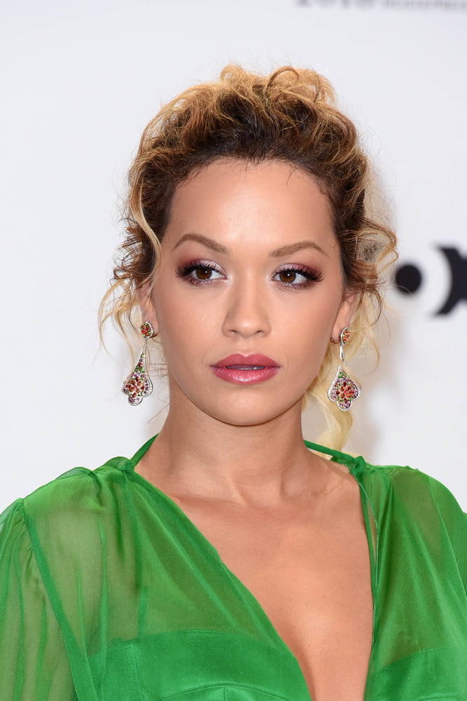 セレブ
 #104417341