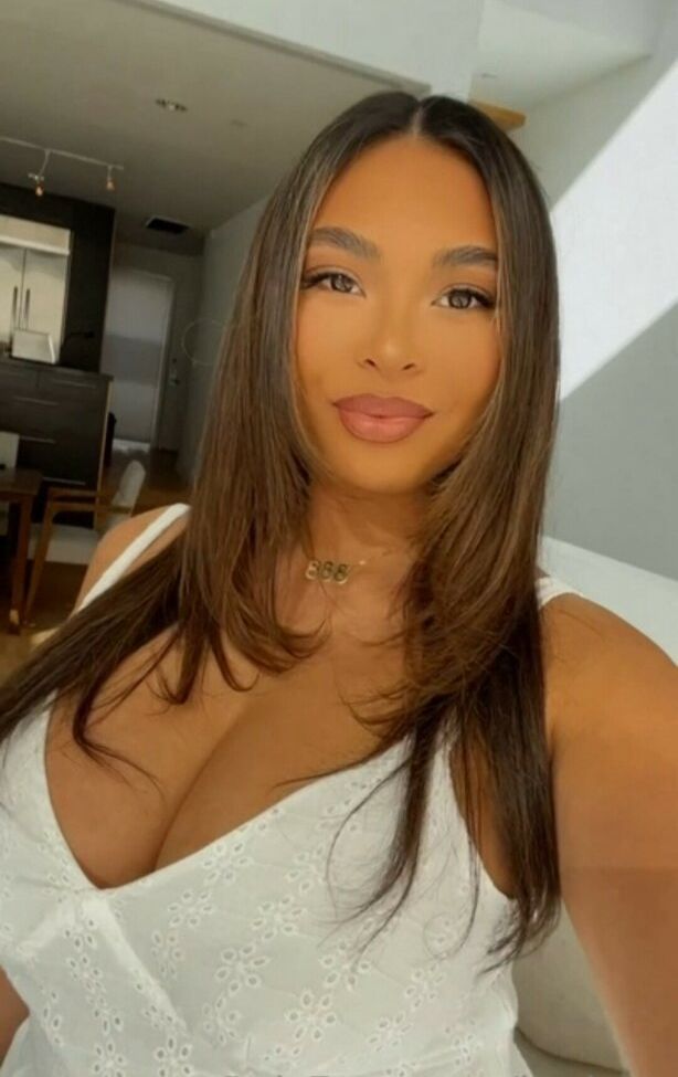 Linda Vo desnuda #109873426