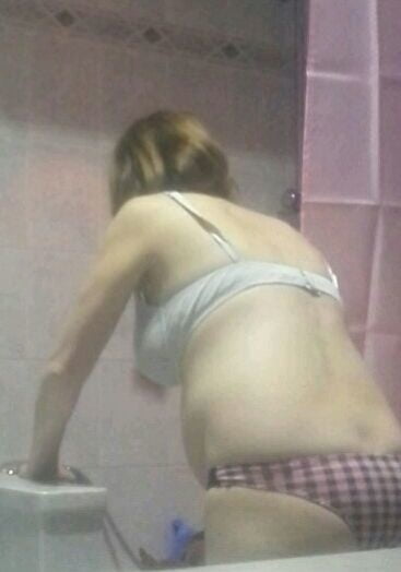 Exposed 211 #94024447