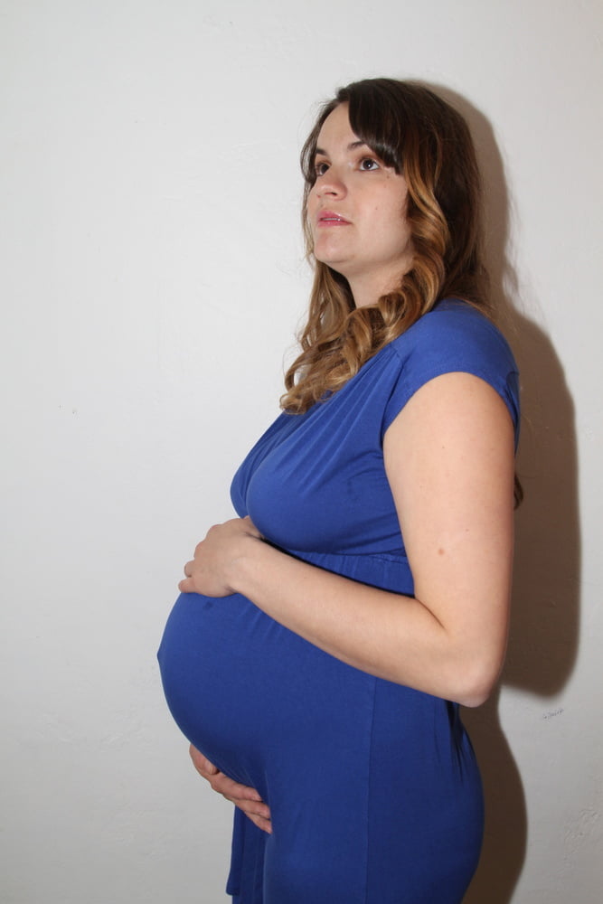 Pregnant #81564900
