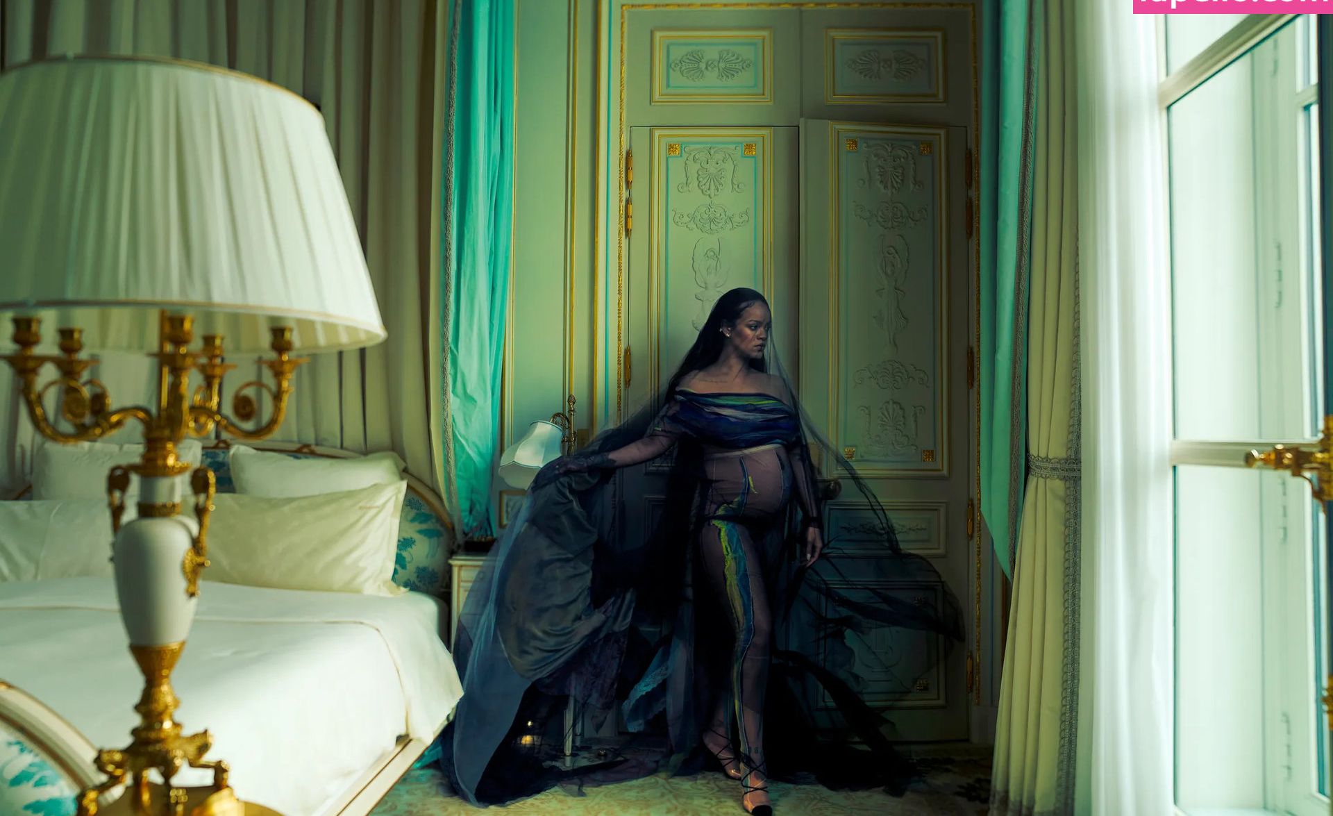 Rihanna desnuda #107835756