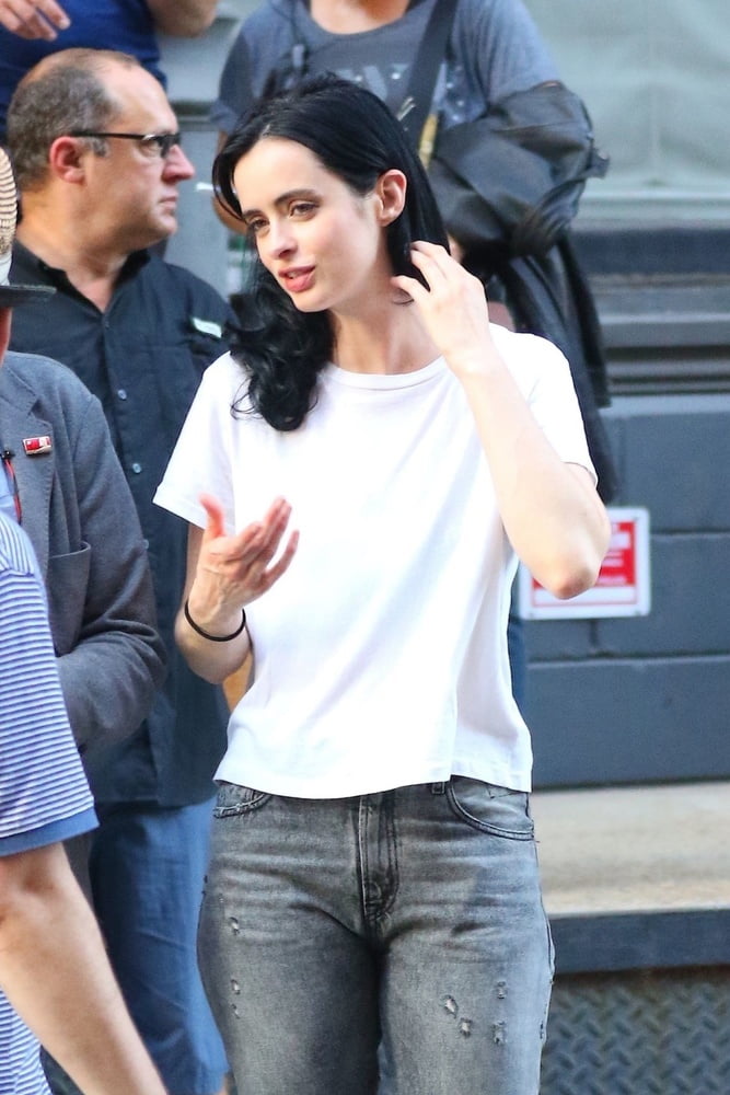 Krysten ritter donna carina
 #103356292