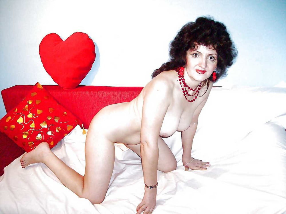 From MILF to GILF with Matures in between 293 #91641574