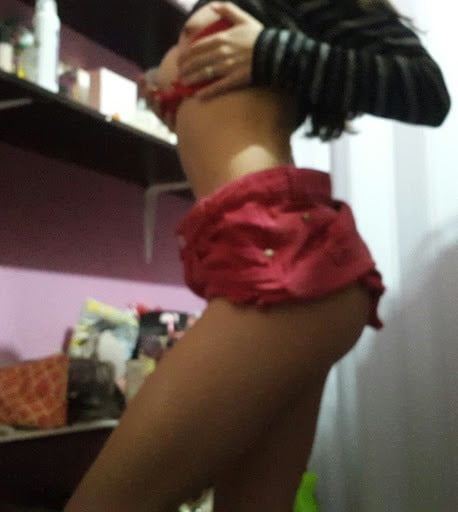 Amateur Brünette 132
 #104946955