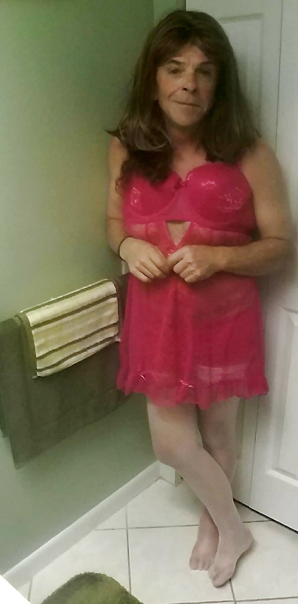 Roberta dresed in  her red nighty at home !!!! #107027671